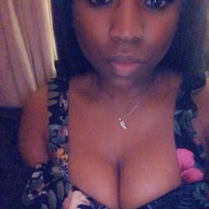 Meet your Posher, Tiffany